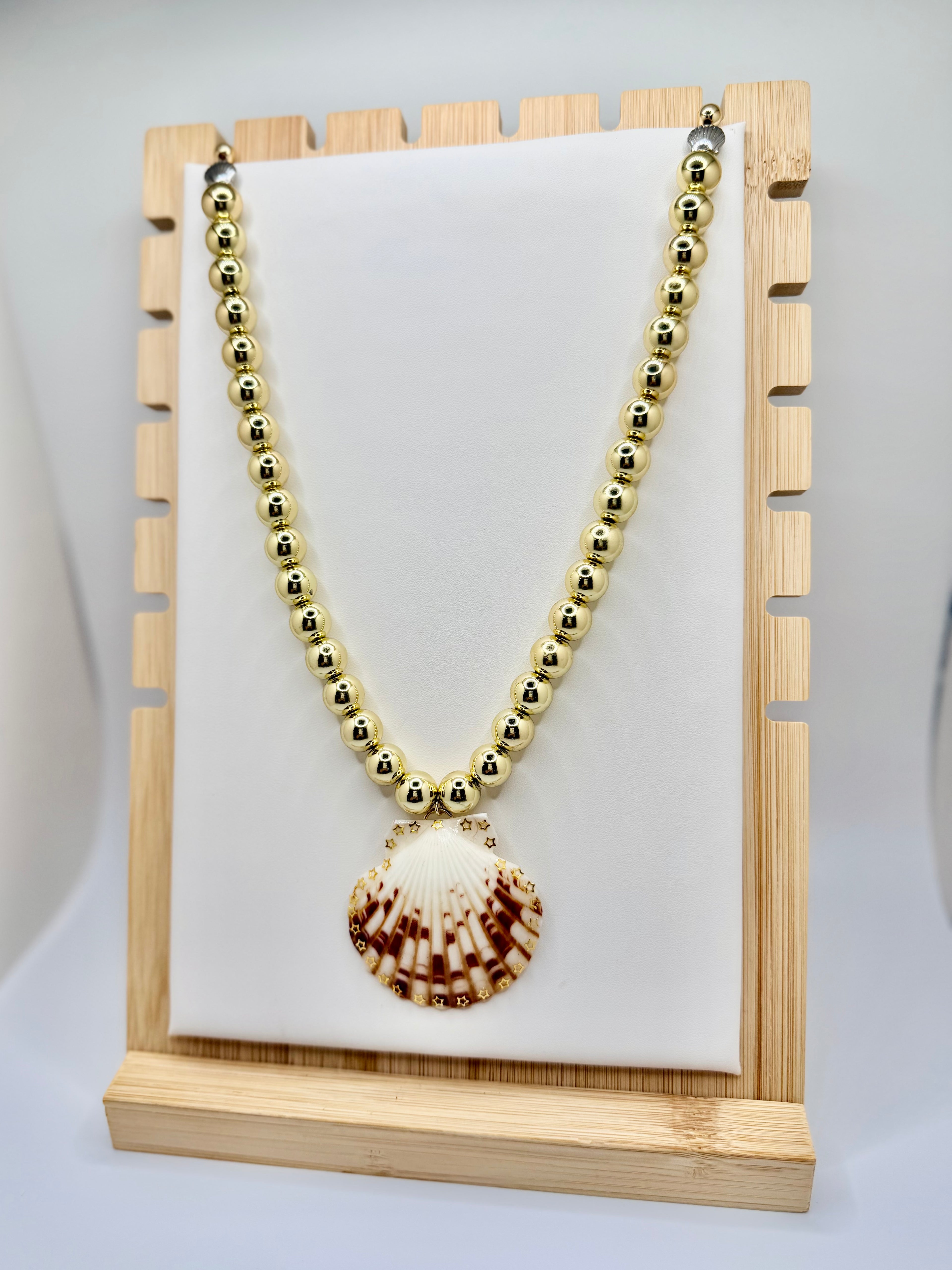 Gilded Bordeaux Shell Necklace | A. Halliday & Co.