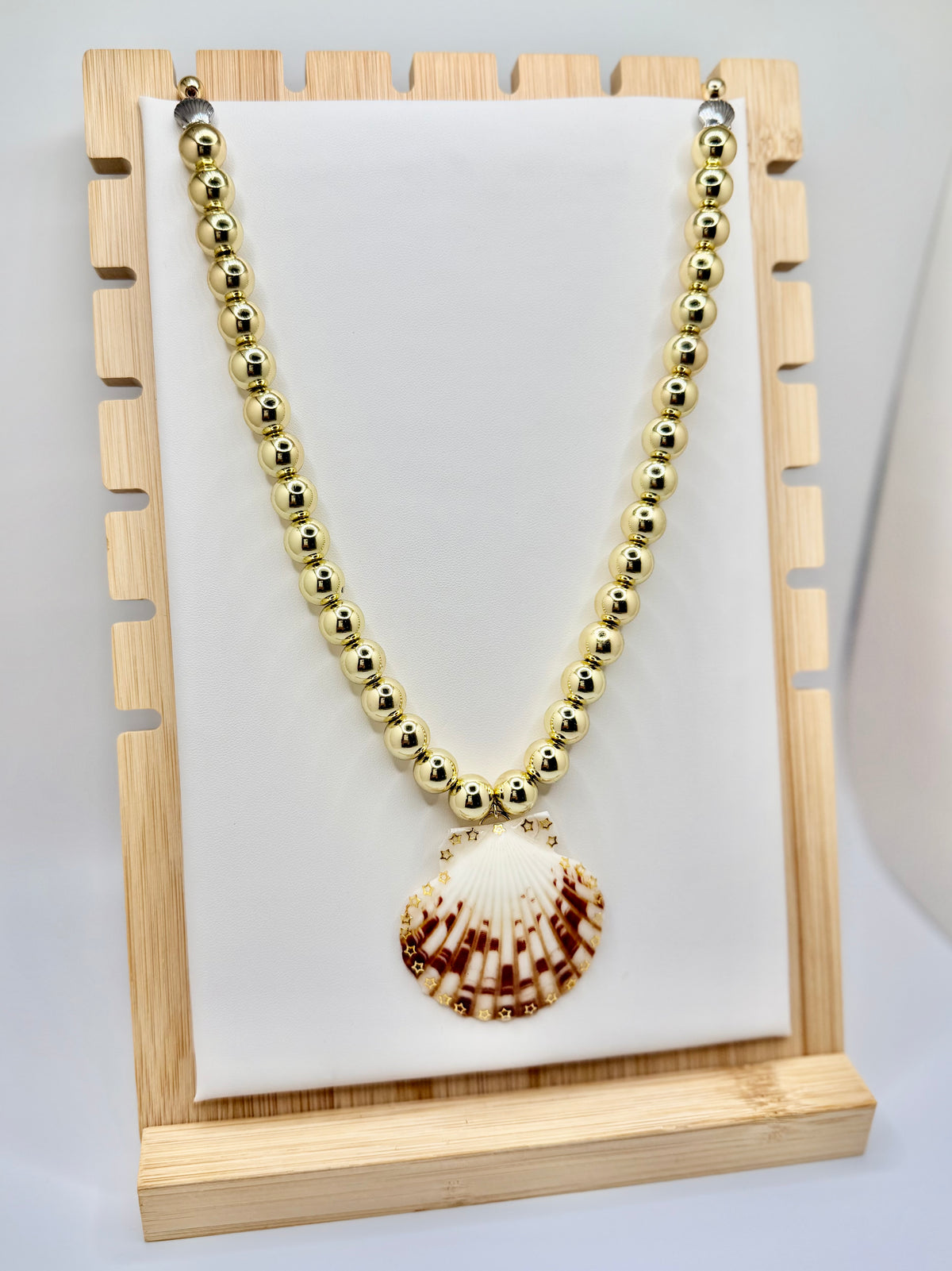 Gilded Bordeaux Shell Necklace | A. Halliday & Co.