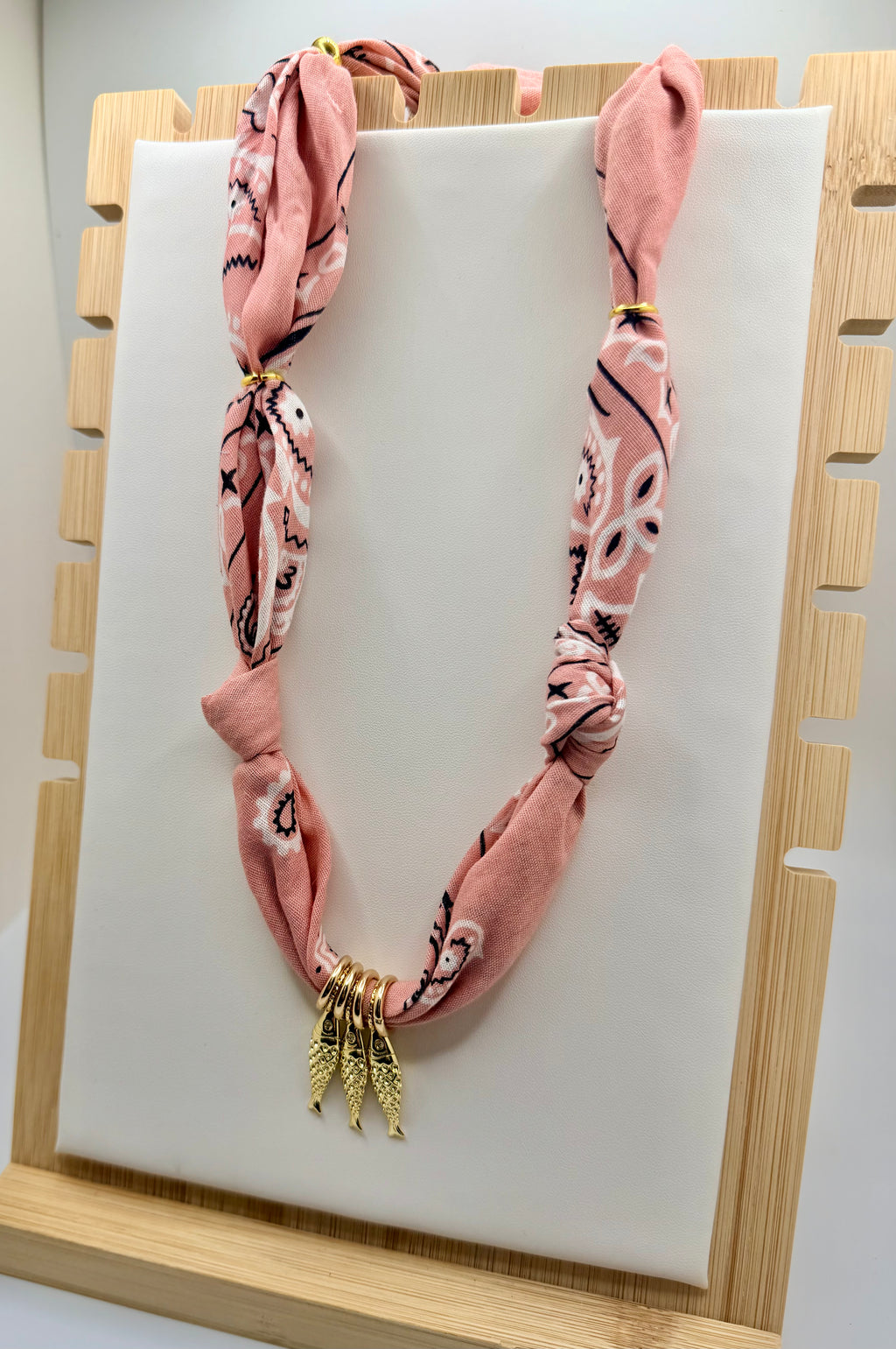 Classic Blush Bandannie