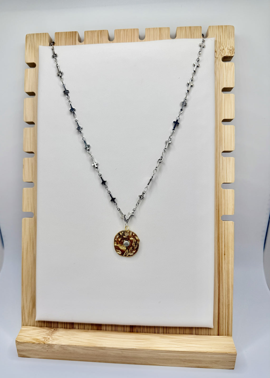 Delicate Pearl & Gold Necklace
