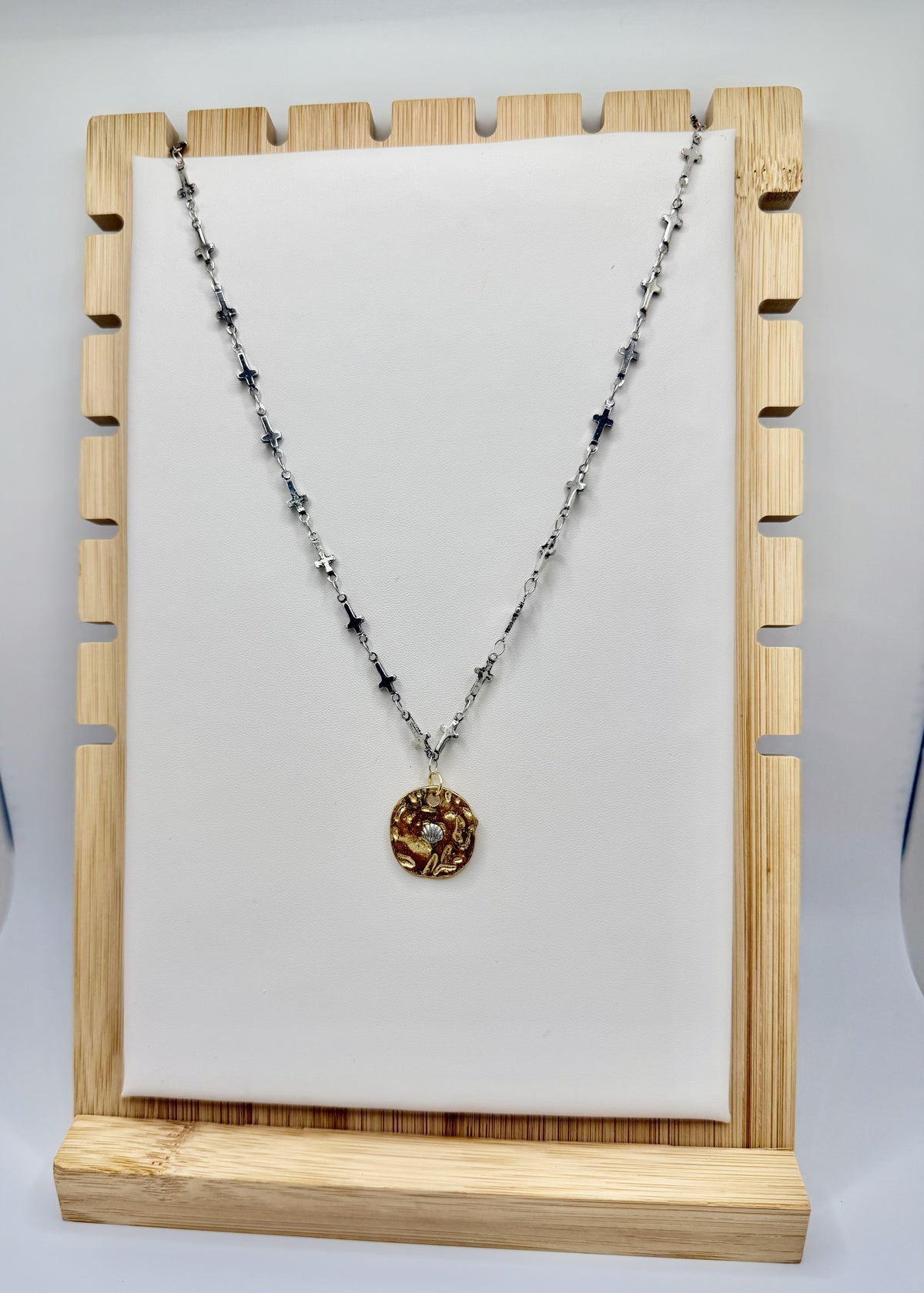 Delicate Pearl & Gold Necklace