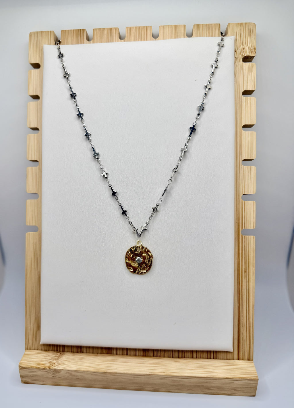Delicate Pearl & Gold Necklace