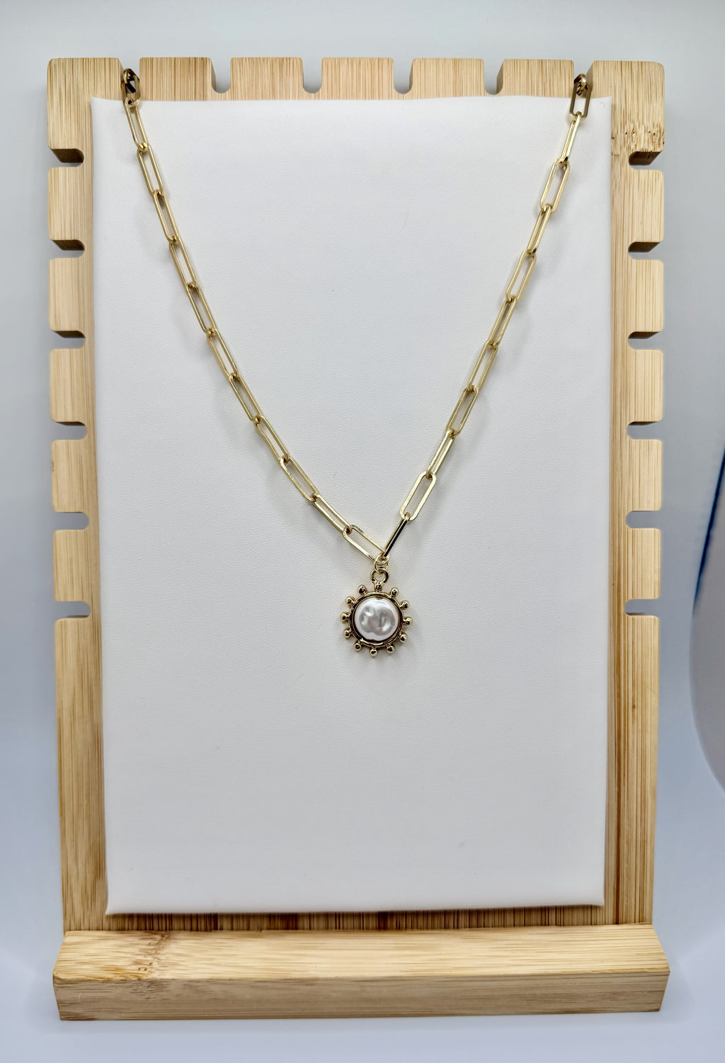 The Golden Pearl Pendant Necklace