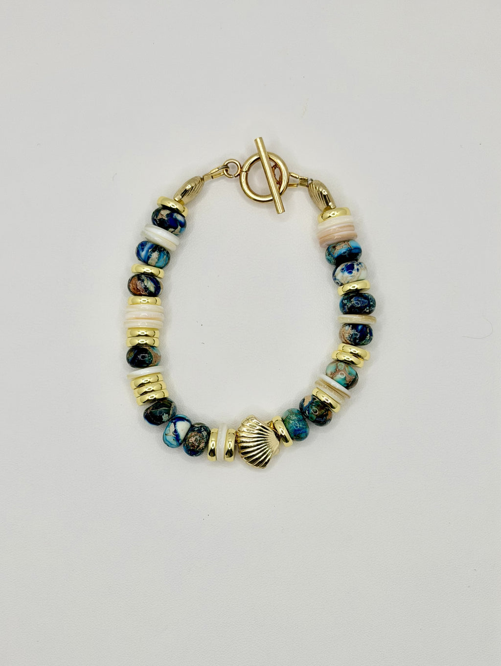Coastal Rally Shell Bracelet