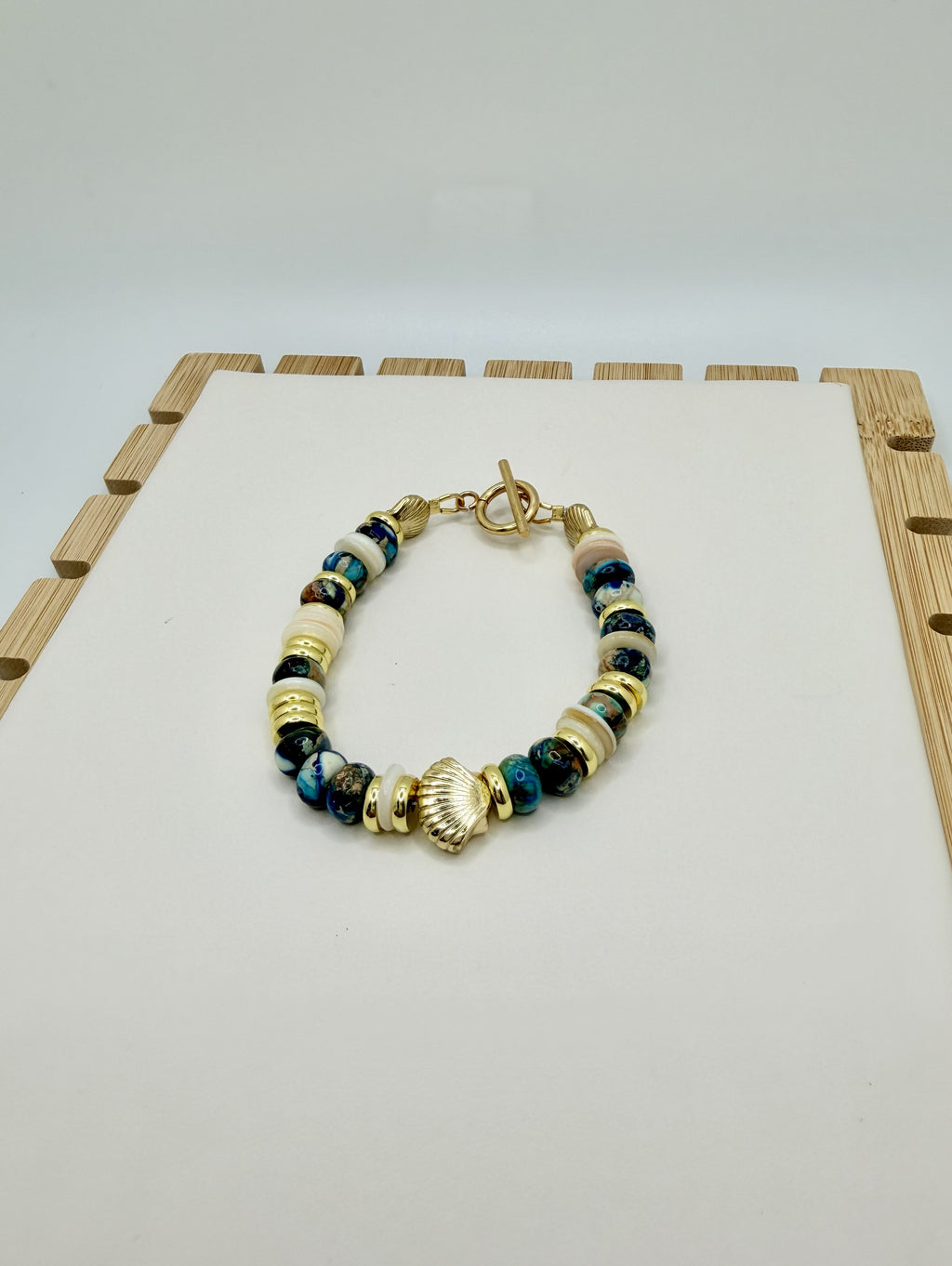 Coastal Rally Shell Bracelet