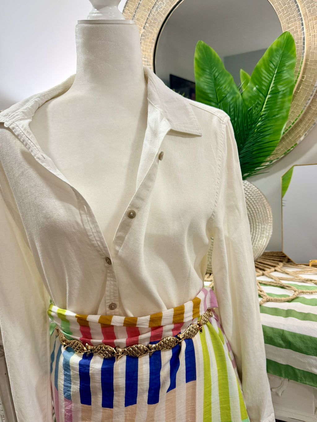The Golden Pineapple Statement Belt