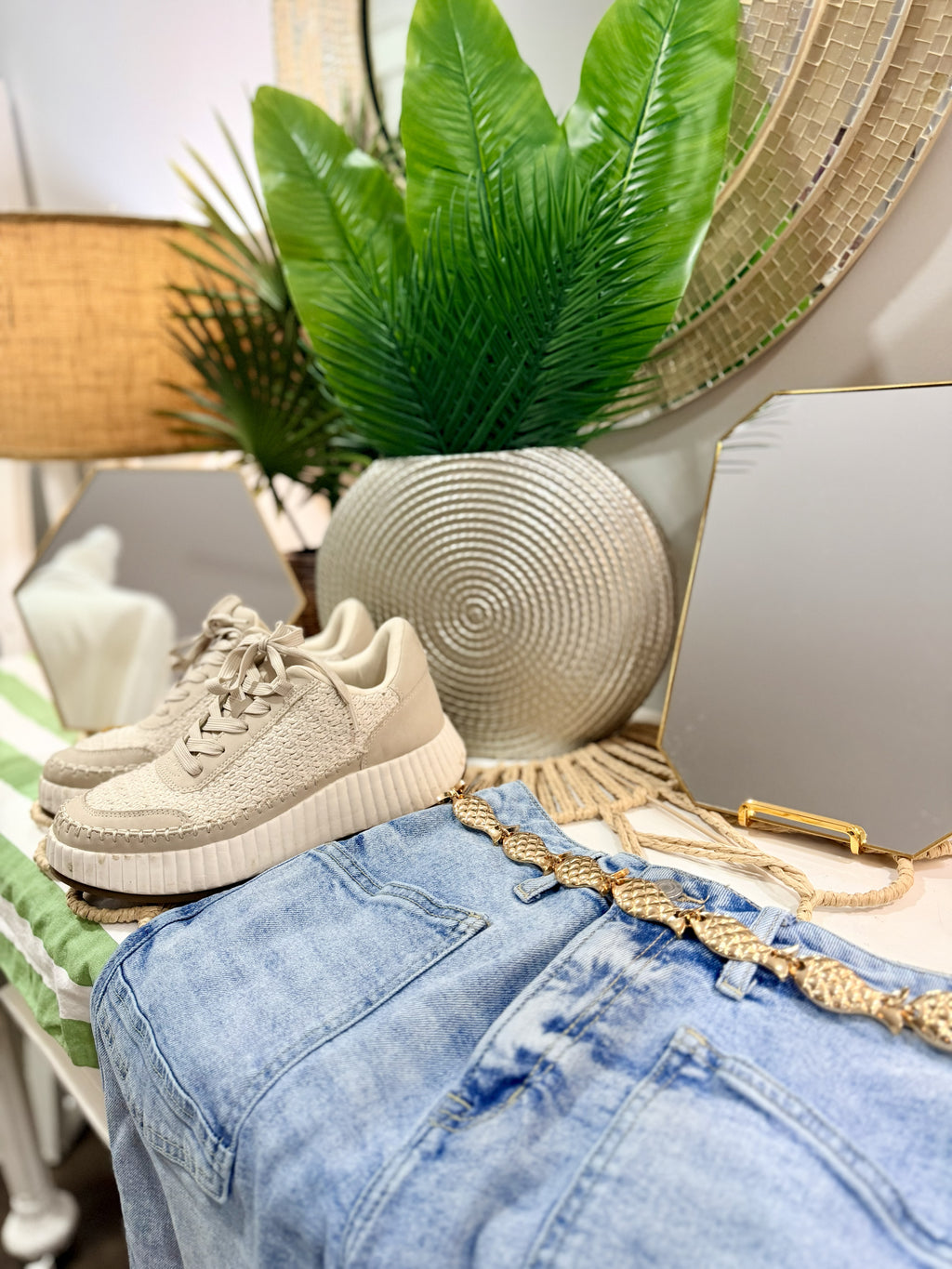 The Golden Pineapple Statement Belt