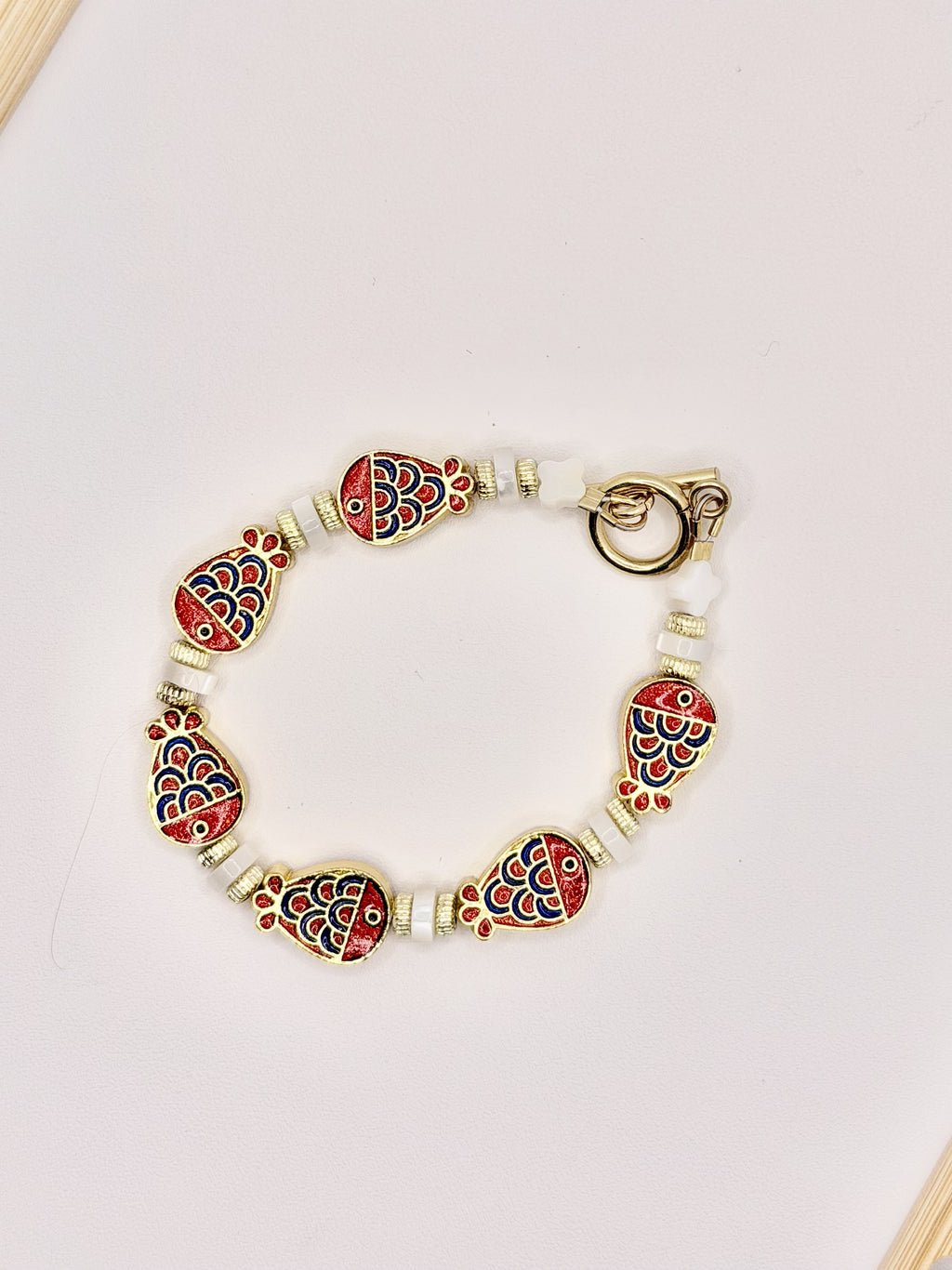 Coastal Catch Fish Bracelet