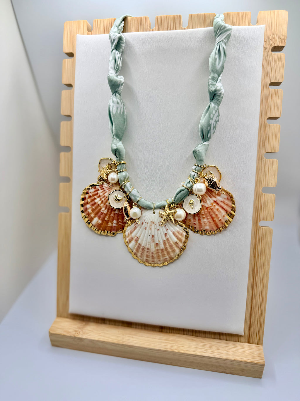 Green Silk Seashell Bandannie