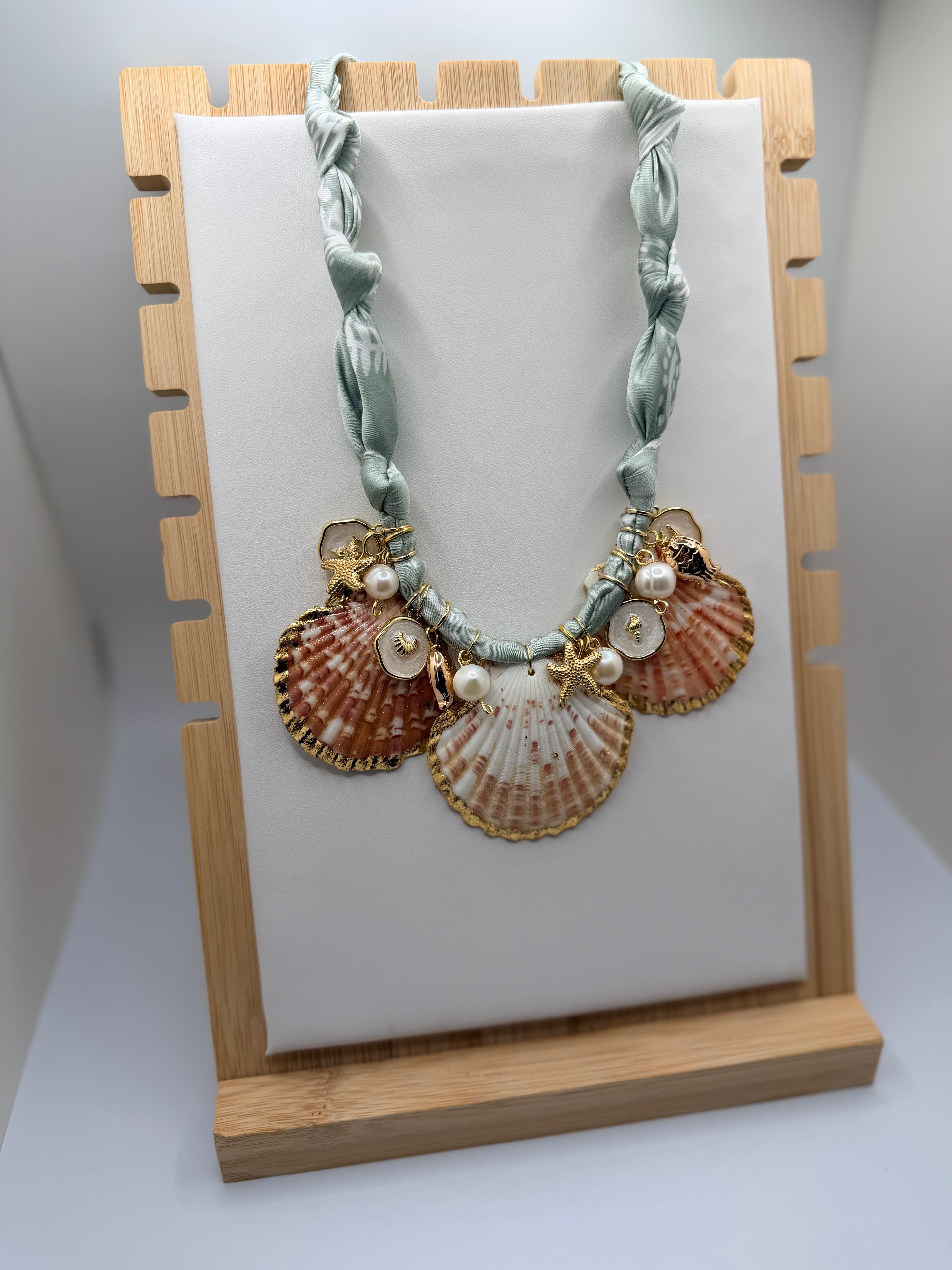 Green Silk Seashell Bandannie