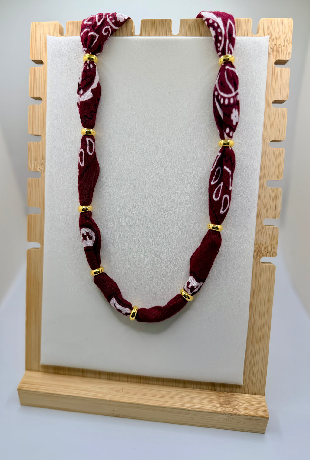 Burgundy Bandannie