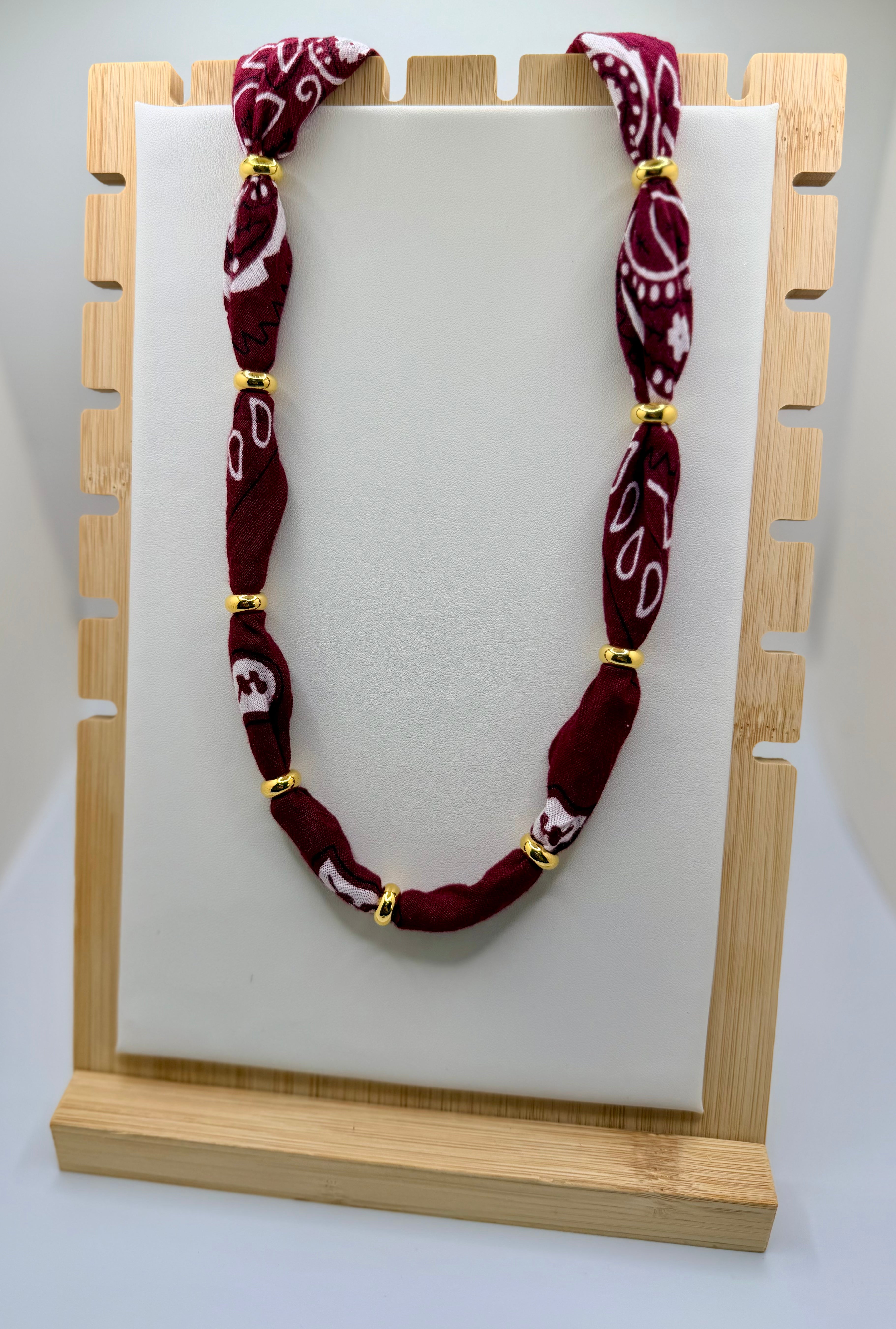 Burgundy Bandannie