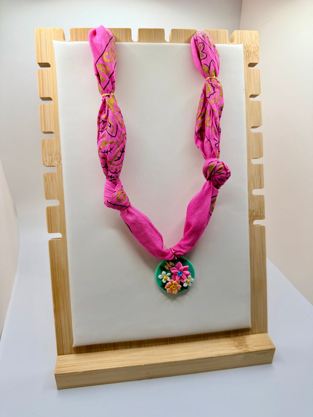 Girls Hot Pink and Gold Bandannie