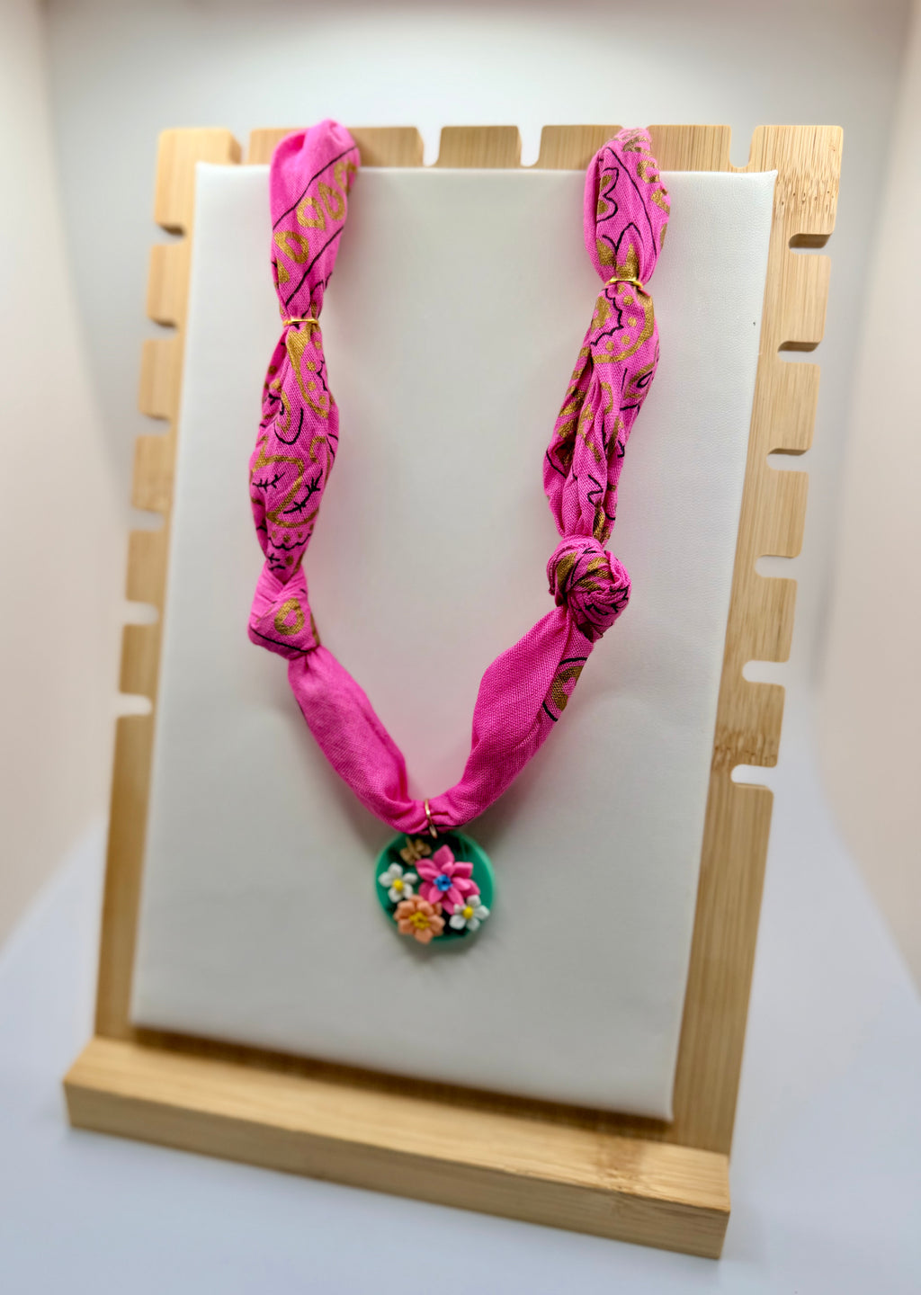 Girls Hot Pink and Gold Bandannie