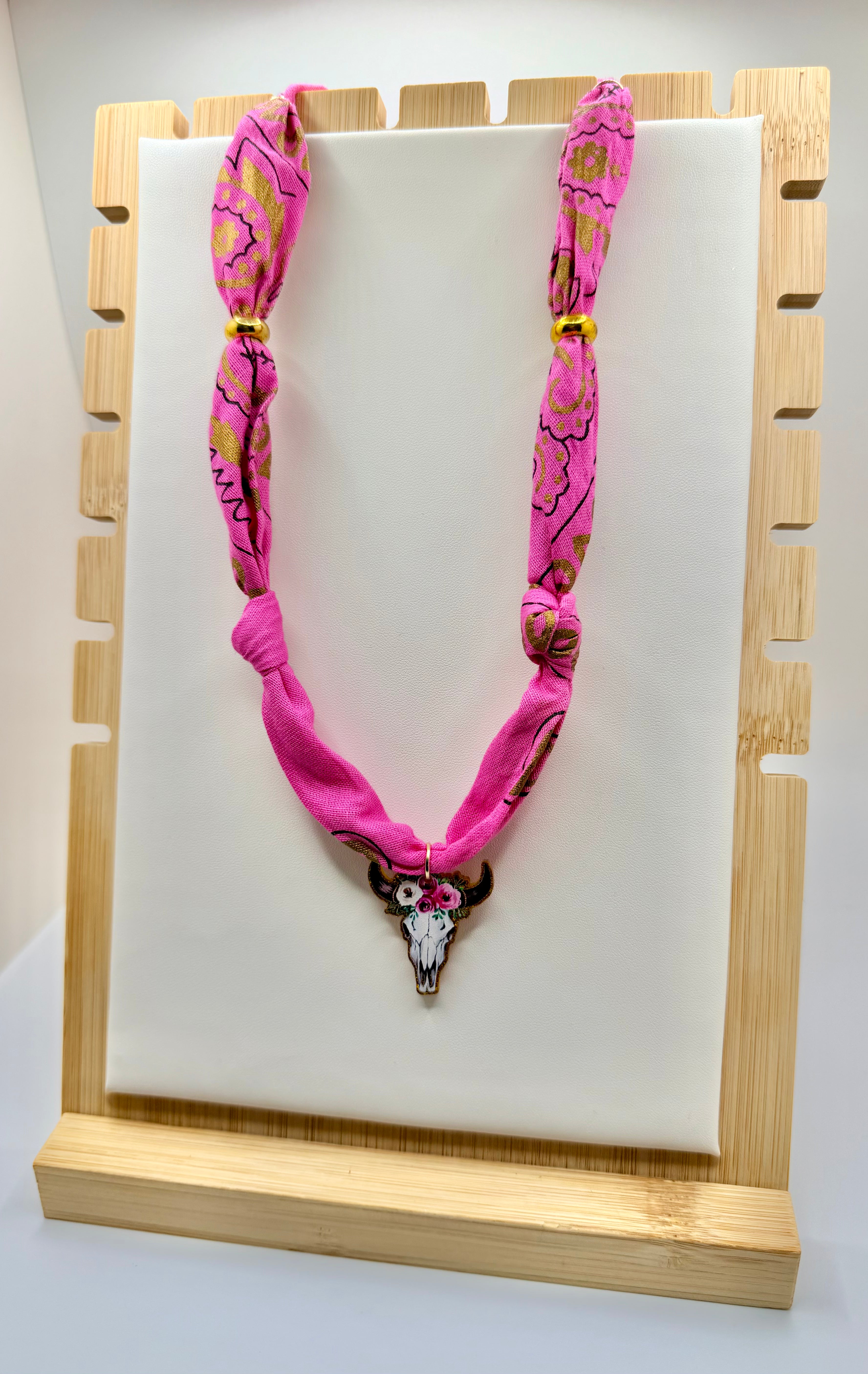 Girls Hot Pink Bandannie