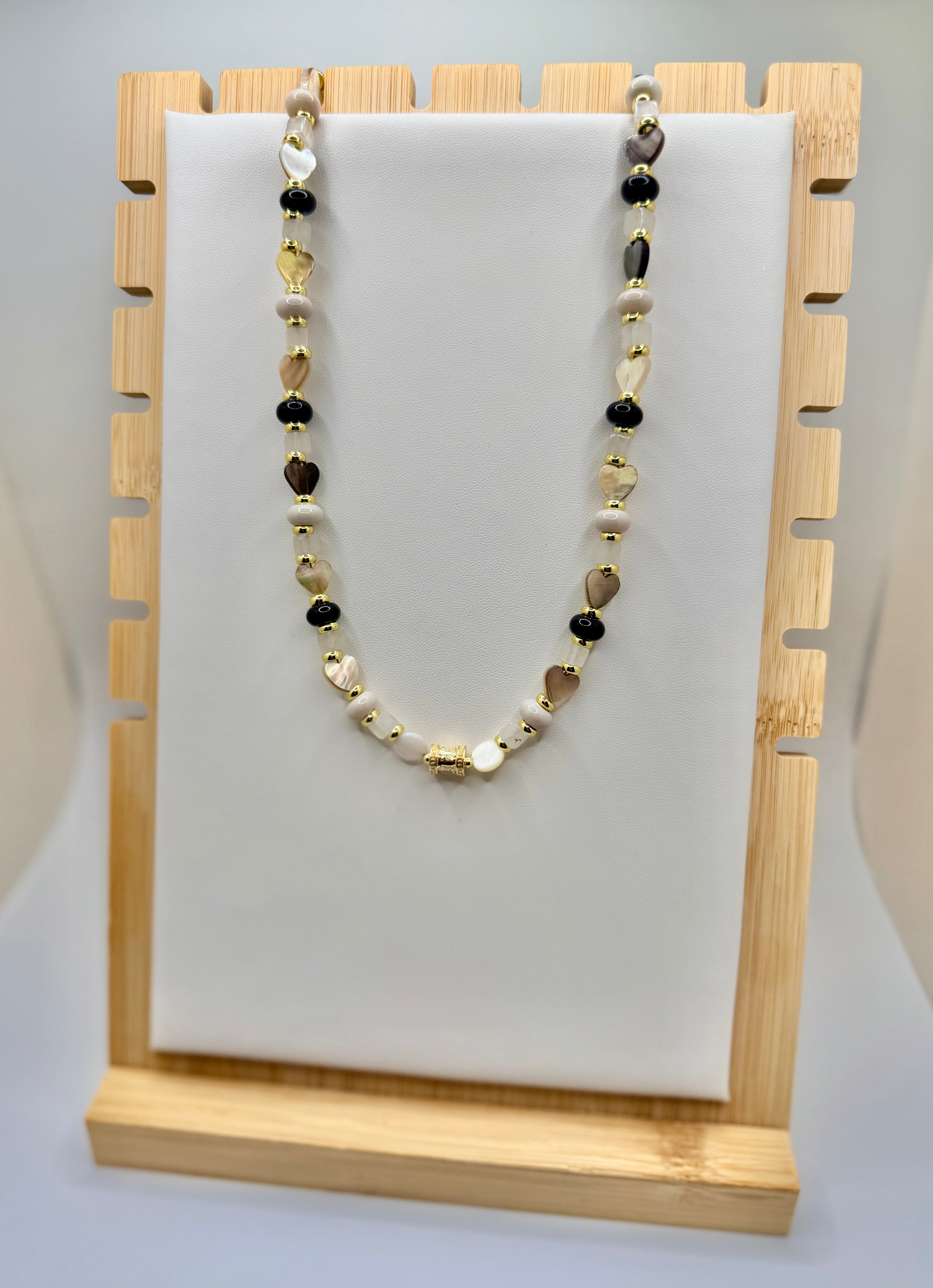 B&W Beads