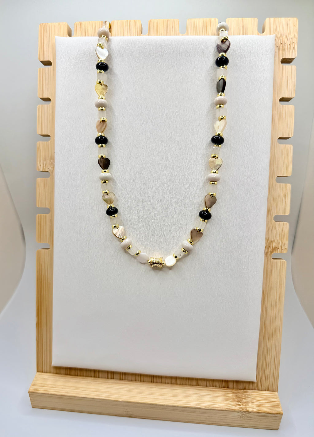 B&W Beads