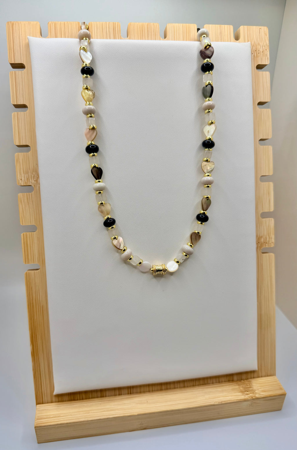 B&W Beads