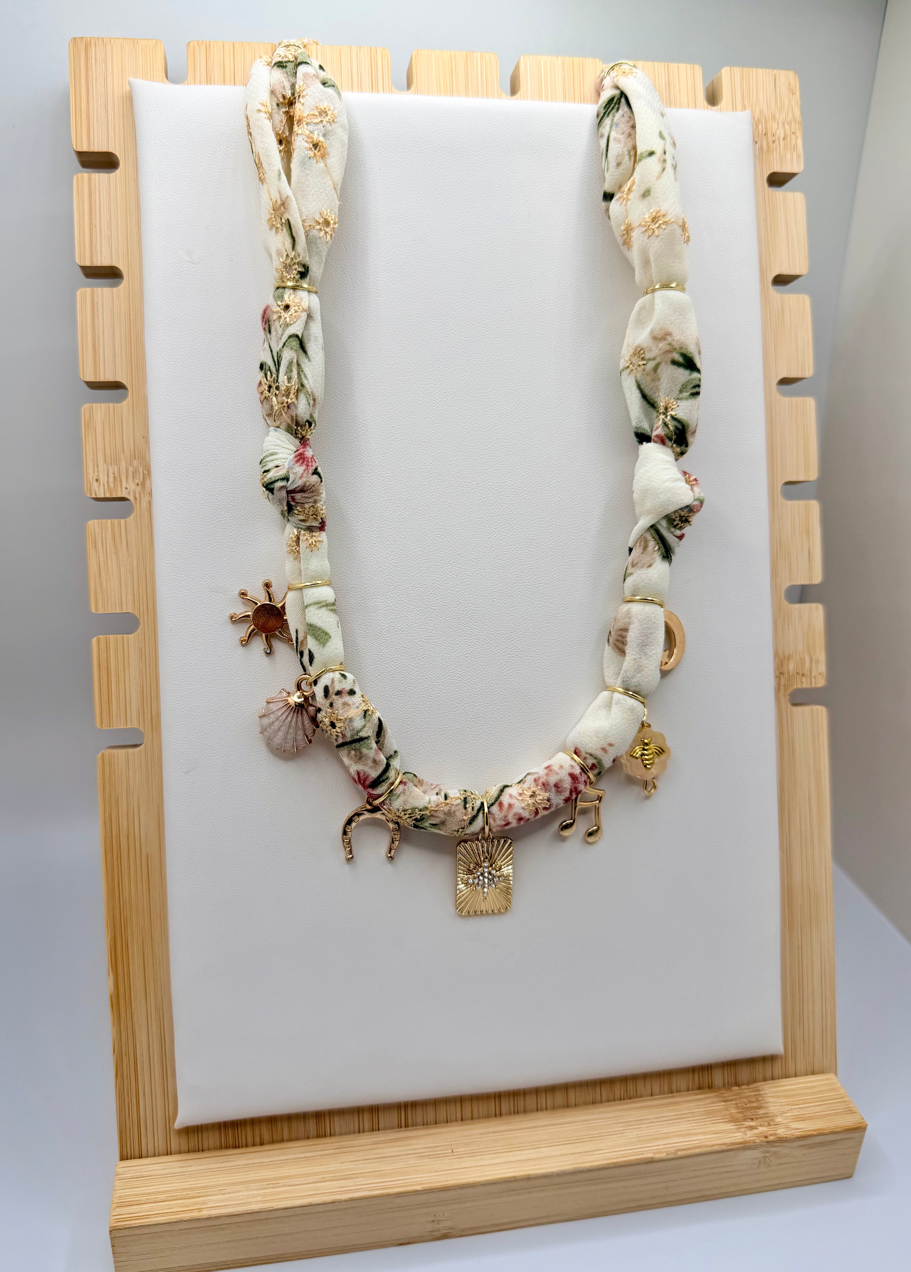 Floral Bandannie Necklace