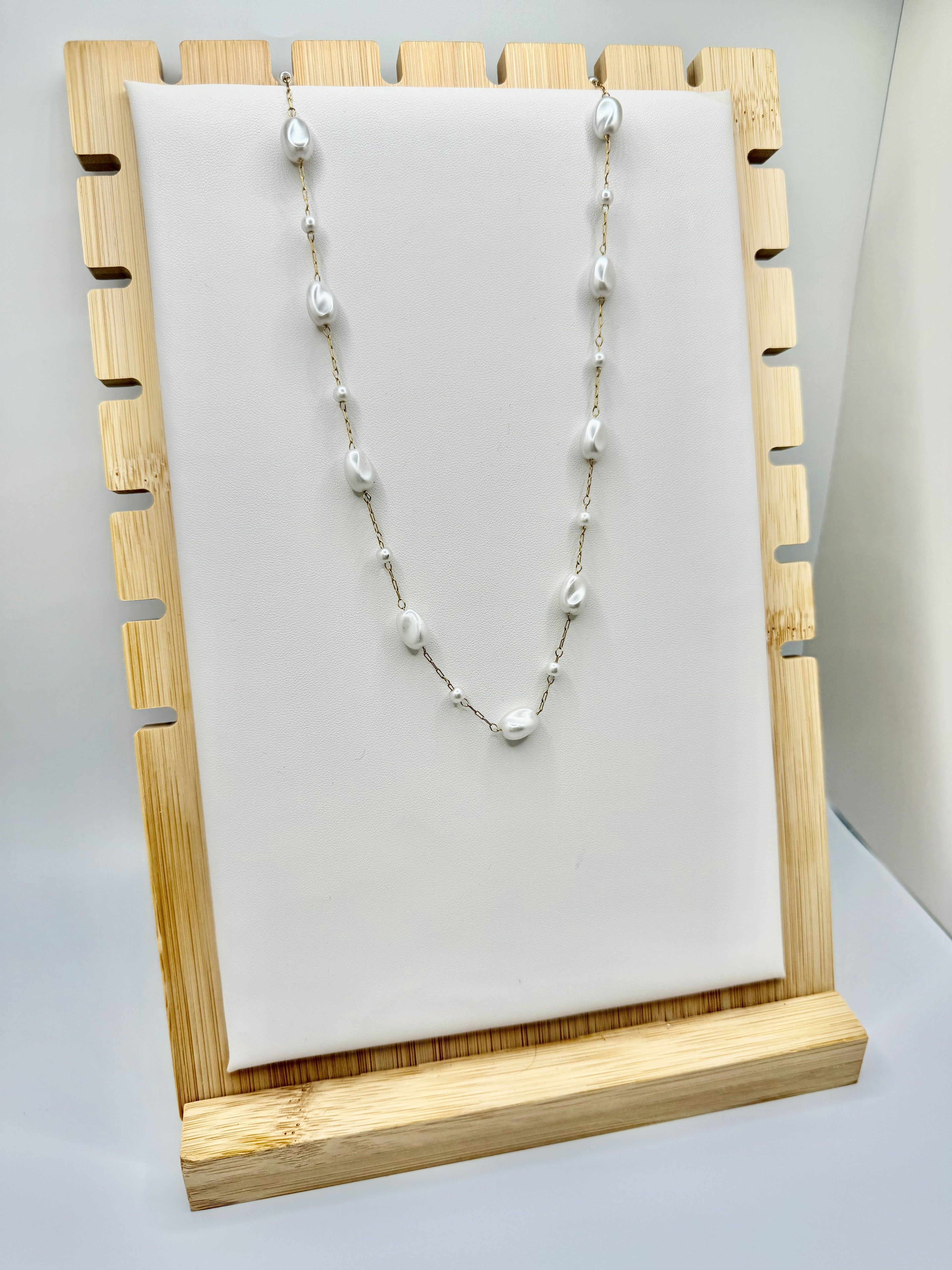 Pearl Drift Necklace