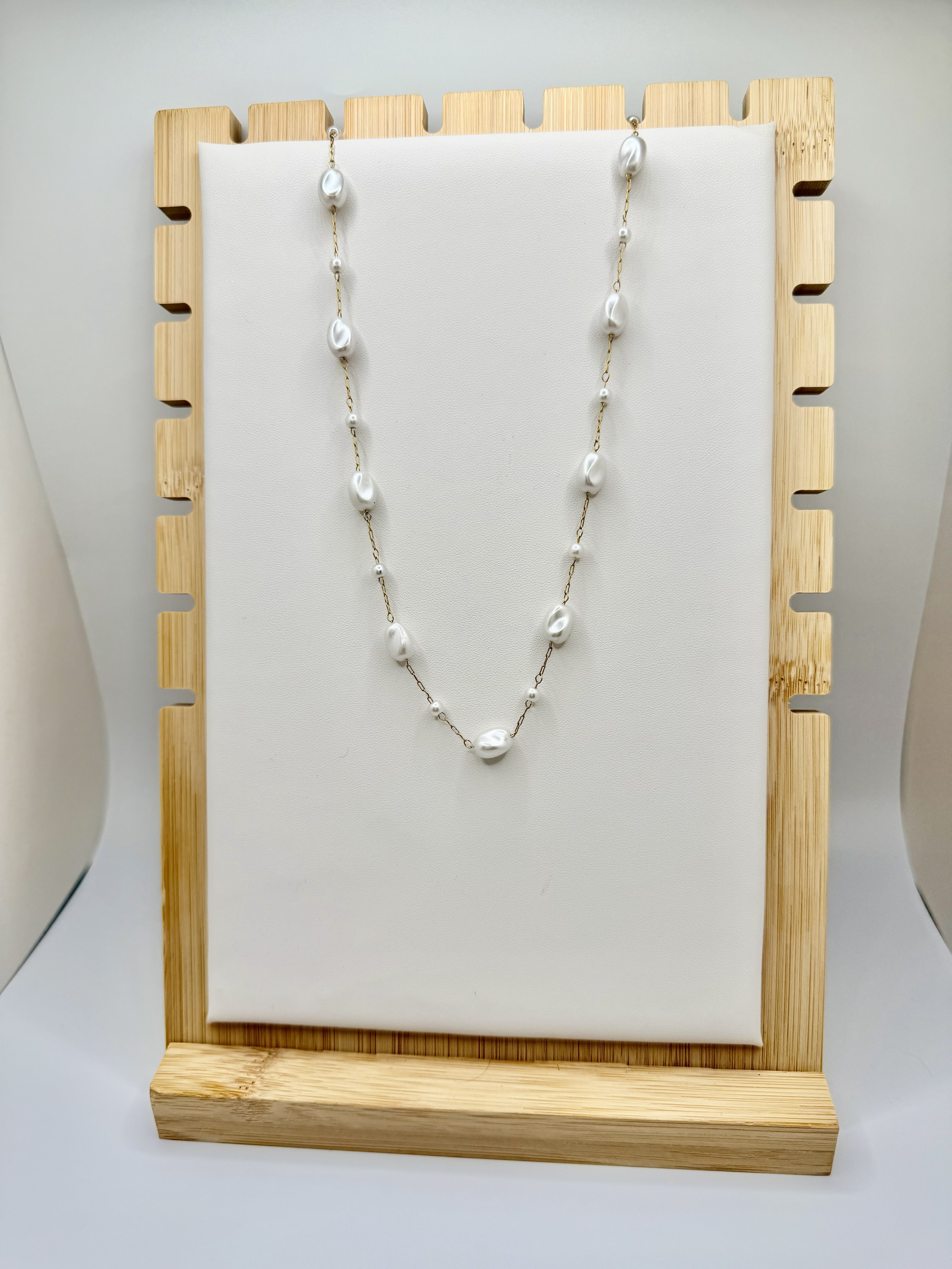Pearl Drift Necklace