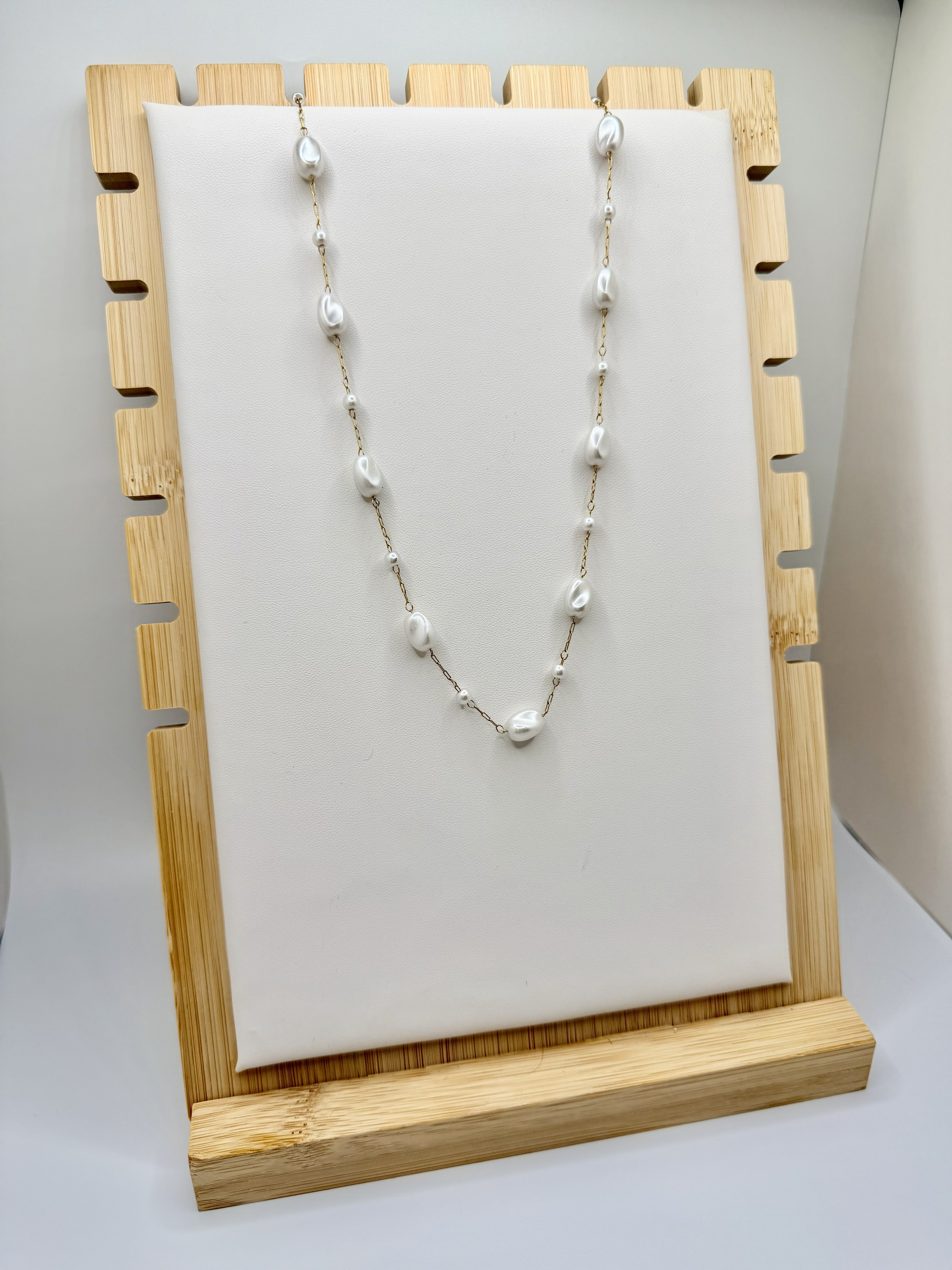 Pearl Drift Necklace
