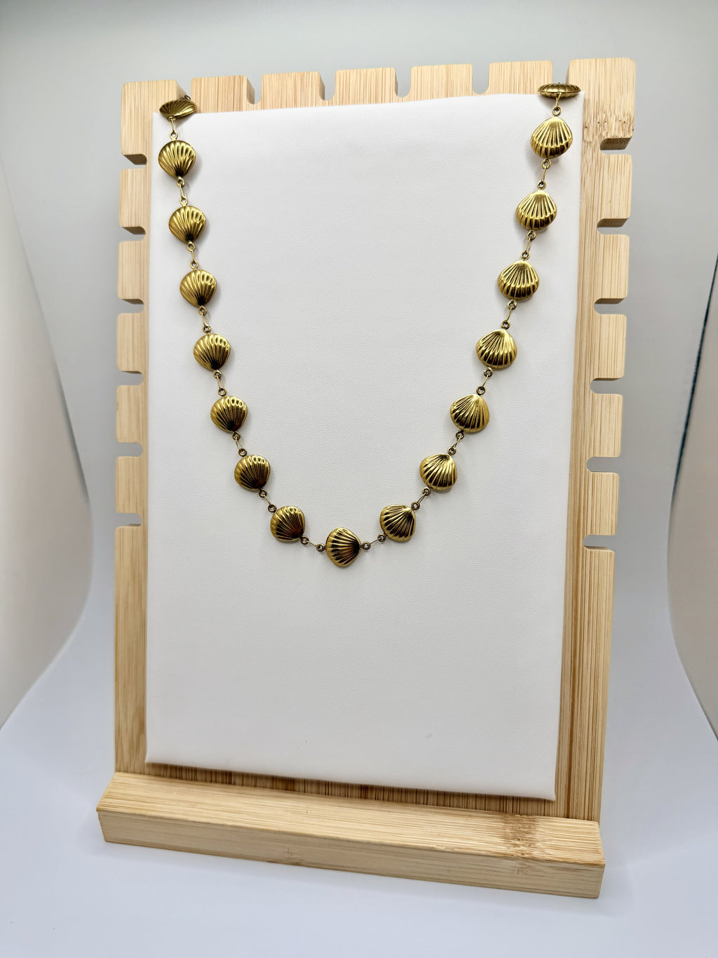 Gilded Tide Gold Shell Necklace | Coastal Bordeaux Collection