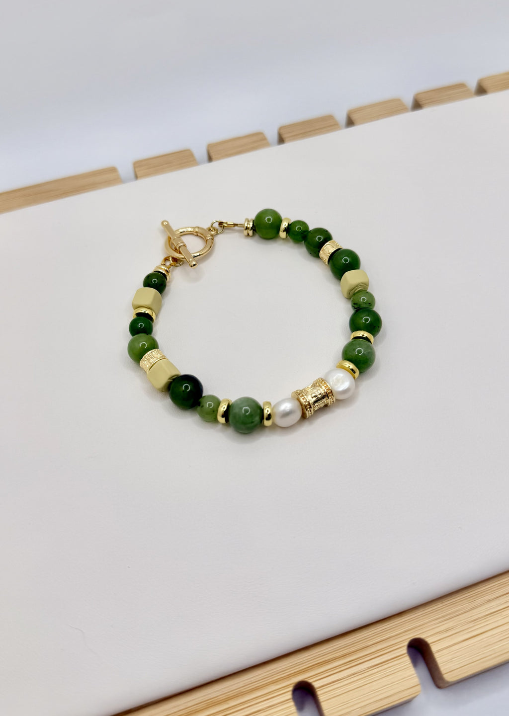 Verdant Coast Green & Pearl Bracelet | A. Halliday & Co.